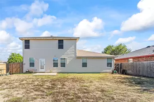 1429 Cherokee Rose Ln, Burleson, TX 76028 - Photo 16