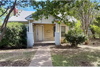 910 S Gilpin Avenue, Cockrell Hill, TX 75211 - Photo 2