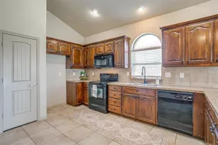 1136 Roping Reins Way, Fort Worth, TX 76052 - Photo 8