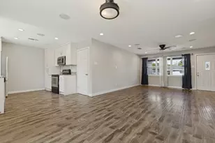 8926 Clearwater Dr, Dallas, TX 75243 - Photo 6