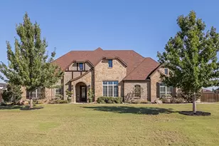 201 Denali Wy, Waxahachie, TX 75167 - Photo 2