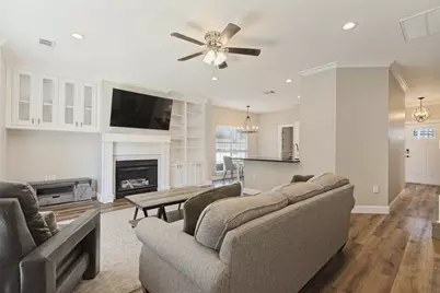 136 S College Street S, Keller, TX 76248 - Photo 4