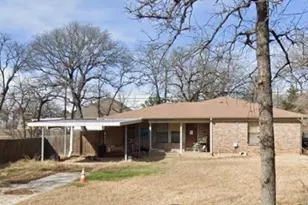 1608 Tanglewood Dr, Azle, TX 76020 - Photo 1