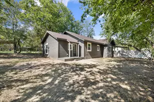 1022 W Green St, Stephenville, TX 76401 - Photo 34