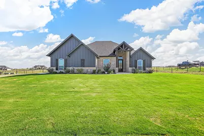 2071 Sunset Ridge Drive, Weatherford, TX 76087 - Photo 1