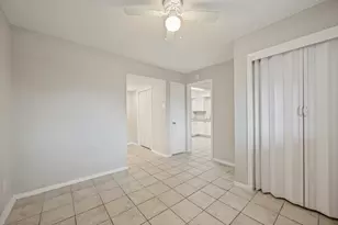 1001 W Elm St, Denison, TX 75020 - Photo 8