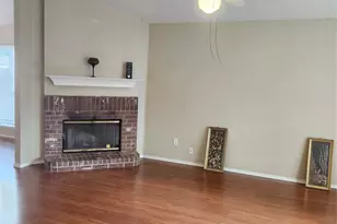 9290 Crimnson Ct, Dallas, TX 75217 - Photo 4