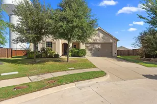 2044 Longbridge Rd, Forney, TX 75126 - Photo 2