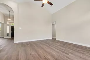 607 Grimsworth Ct, Allen, TX 75002 - Photo 10