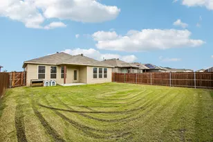 1915 Seminole Dr, Cleburne, TX 76033 - Photo 22