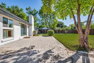 10435 Cromwell Dr, Dallas, TX 75229 - Photo 22