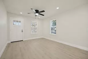 2711 Springdale St, Dallas, TX 75210 - Photo 12