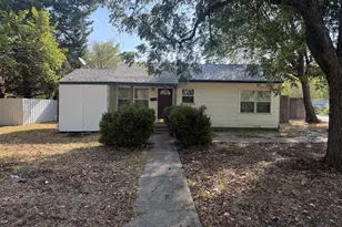 1800 Cottonwood Rd, Carrollton, TX 75006 - Photo 1