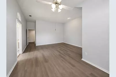 10512 Napa Valley Drive, Frisco, TX 75035 - Photo 12