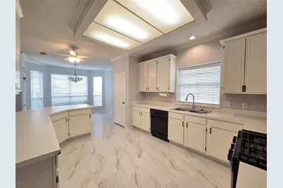 10512 Napa Valley Drive, Frisco, TX 75035 - Photo 8