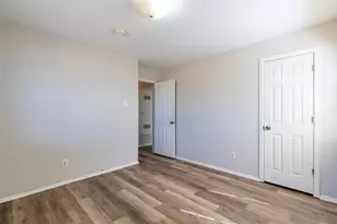 225 N Bowie Dr, Abilene, TX 79603 - Photo 12