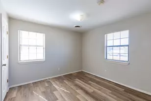 225 N Bowie Dr, Abilene, TX 79603 - Photo 10