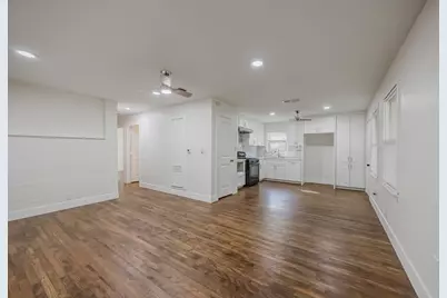 4712 Laverda Drive, Haltom City, TX 76117 - Photo 16