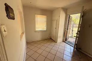 8109 Burroaks Dr, Dallas, TX 75217 - Photo 18