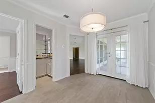 16353 Lauder Ln, Dallas, TX 75248 - Photo 22