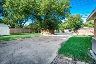 1601 Larkspur Dr, Arlington, TX 76013 - Photo 26
