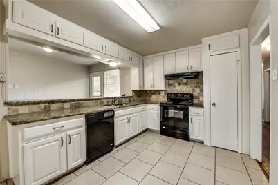 1601 Larkspur Drive, Arlington, TX 76013 - Photo 8