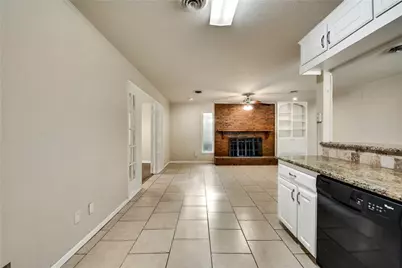 1601 Larkspur Drive, Arlington, TX 76013 - Photo 2