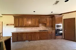 2054 Co Rd 1034, Greenville, TX 75401 - Photo 8