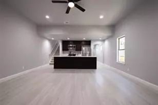 419 W Elm St, Denison, TX 75020 - Photo 2