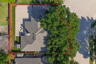 5593 Greenview Ct, North Richland Hills, TX 76148 - Photo 2