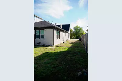 3114 Frazier Avenue, Fort Worth, TX 76110 - Photo 14