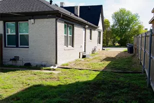 3114 Frazier Ave, Fort Worth, TX 76110 - Photo 14