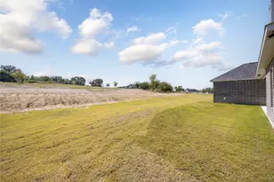 104 Oak Mdw Ln, Weatherford, TX 76085 - Photo 36