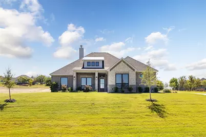 104 Oak Meadow Lane, Weatherford, TX 76085 - Photo 1