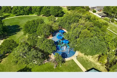 212 Heneretta Drive, Hurst, TX 76054 - Photo 34