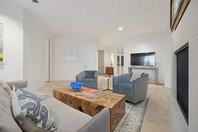 8616 Turtle Creek Boulevard #214, Dallas, TX 75225 - Photo 2