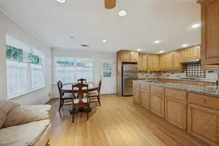 9307 Leaside Dr, Dallas, TX 75238 - Photo 12