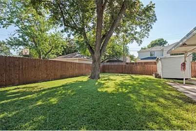 9307 Leaside Drive, Dallas, TX 75238 - Photo 20