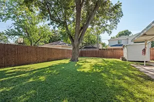 9307 Leaside Dr, Dallas, TX 75238 - Photo 20