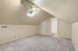 1138 N Edgefield Ave, Dallas, TX 75208 - Photo 24