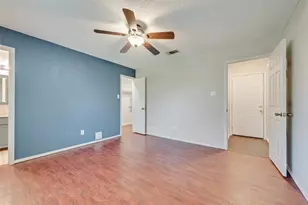 806 Wind Brooke Dr, Arlington, TX 76001 - Photo 4