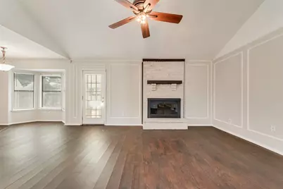 806 Wind Brooke Drive, Arlington, TX 76001 - Photo 6