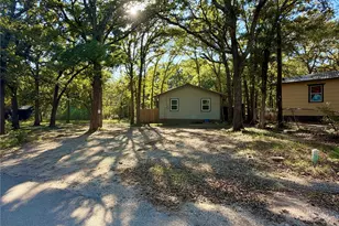 9460 Amy Dr, Hawk Cove, TX 75474 - Photo 2