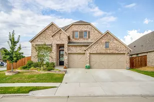 5736 Lake Jackson Dr, Fort Worth, TX 76126 - Photo 1