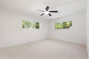 516 Caduceus Ln, Hurst, TX 76053 - Photo 16