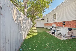 447 W Colorado Blvd, Dallas, TX 75208 - Photo 30