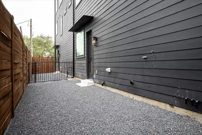 4534 Lake Avenue #104, Dallas, TX 75219 - Photo 38