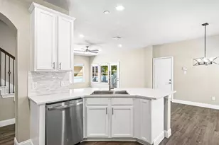 1009 Wenk Dr, Savannah, TX 76227 - Photo 12