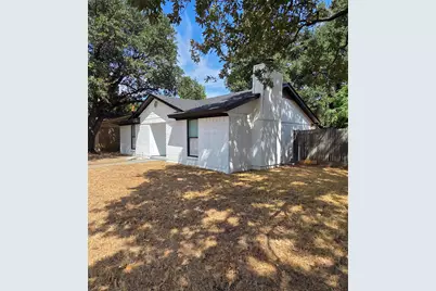 10525 Big Thicket Drive, Dallas, TX 75217 - Photo 2