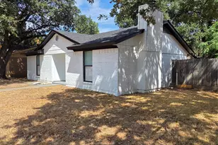 10525 Big Thicket Dr, Dallas, TX 75217 - Photo 2